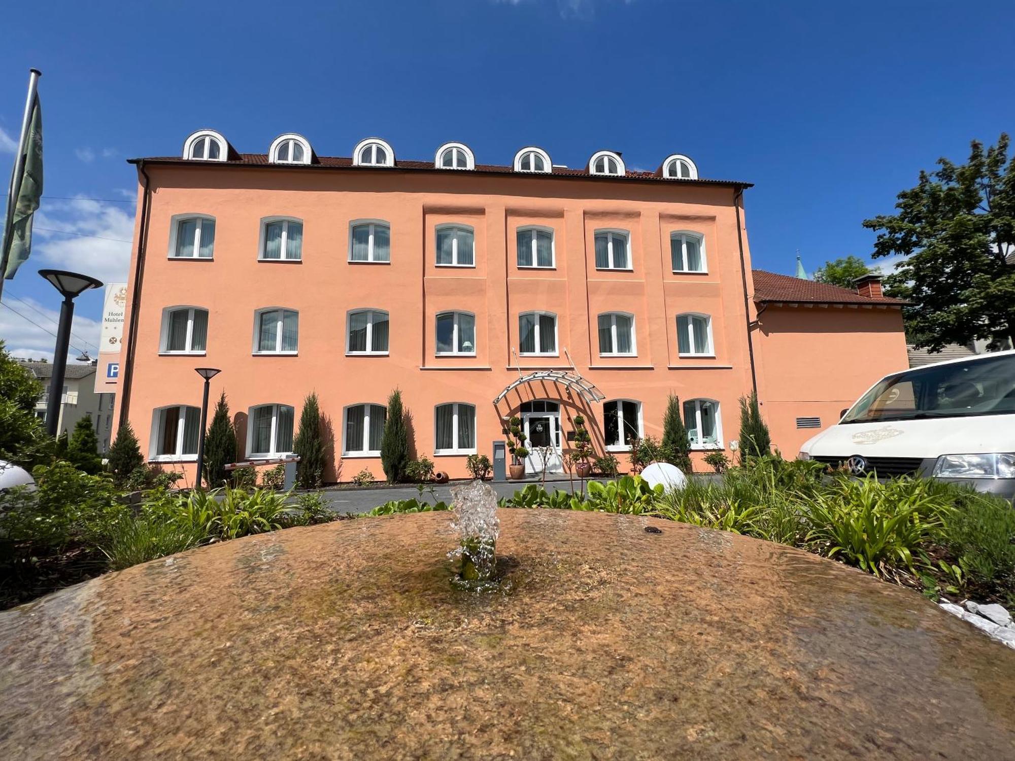 Hotel Am Muehlenteich Schwelm Exterior photo
